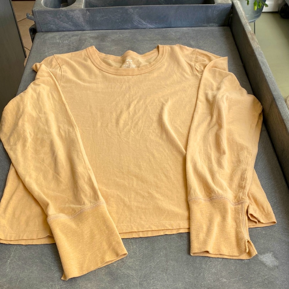 Aerie tshirt